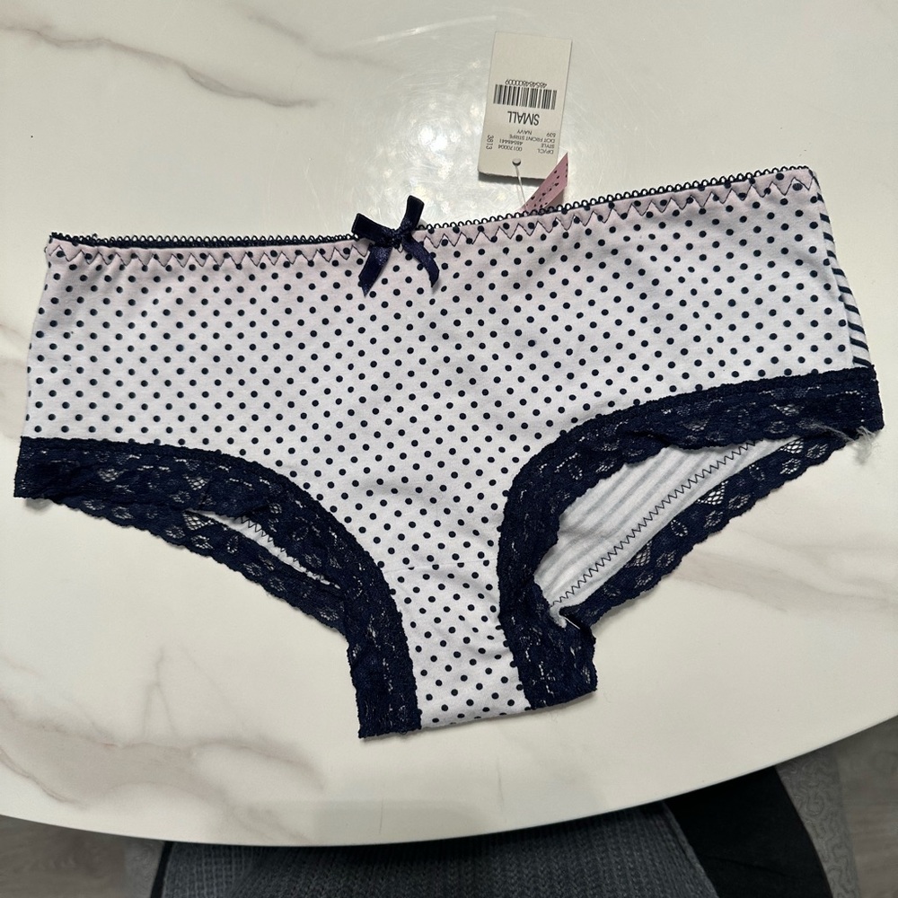Polka dot cheekies size small - black & white- NEW WITH TAGS